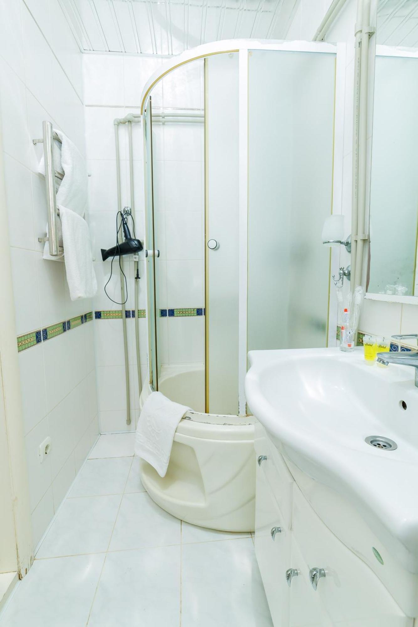 Квартира Антиквара У Центрі Полтави Мережа Alexapartments Документи Для Відряджень Безконтатне Заселення Цілодобово Полтава Екстер'єр фото