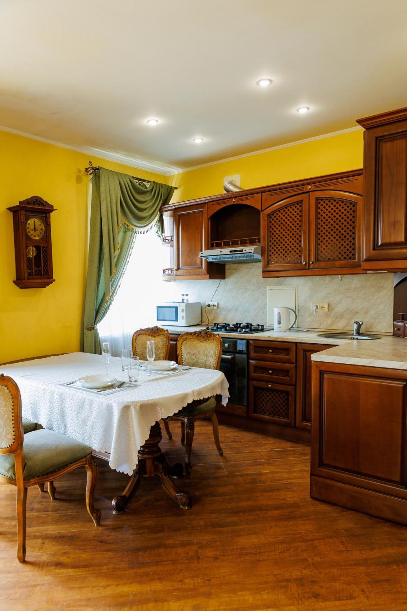 Квартира Антиквара У Центрі Полтави Мережа Alexapartments Документи Для Відряджень Безконтатне Заселення Цілодобово Полтава Екстер'єр фото